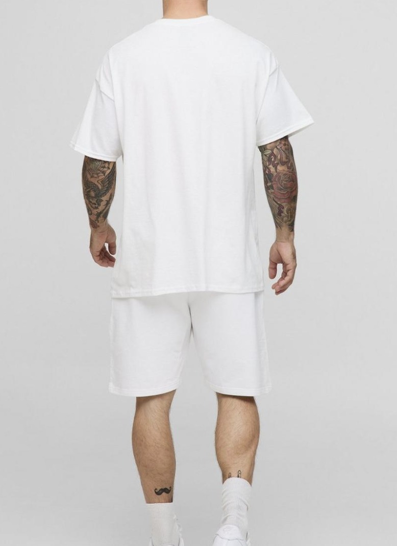 《boohoo》ニルヴァーナライセンスTシャツ＆ショーツセット