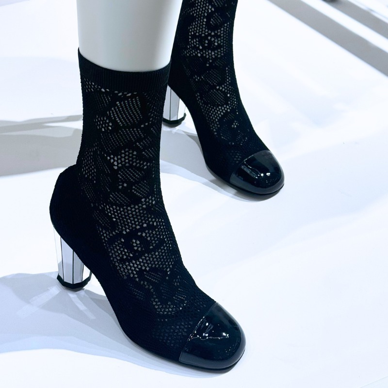 ★今季逃せない★【CHANEL】レーシー春ブーツ