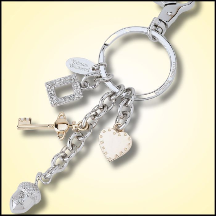 【Vivienne Westwood】MULTI CHARM キーホルダー 日本公式完売