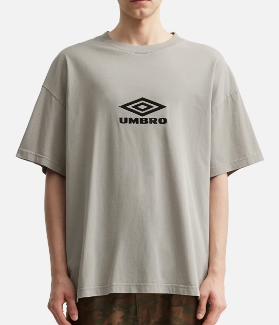 umbro 国内発送 OGロゴ Tシャツ グレー