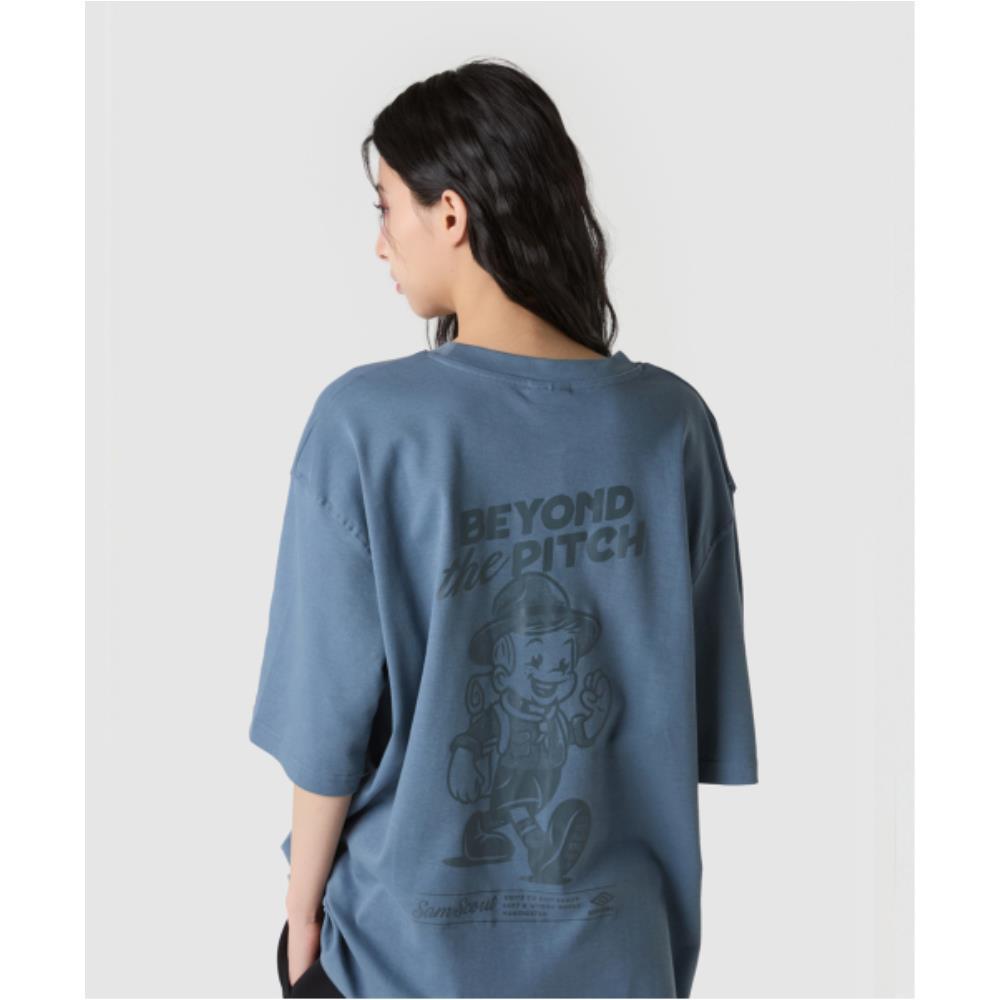 Tシャツ・カットソー UMBRO NQ Sam Scout Graphic Short Sleeve T-Shirt Blue UQ111CR