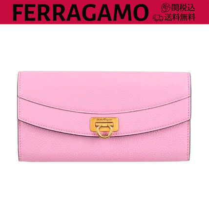 ピンク 長財布 FERRAGAMO(フェラガモ) - 海外通販のBUYMA