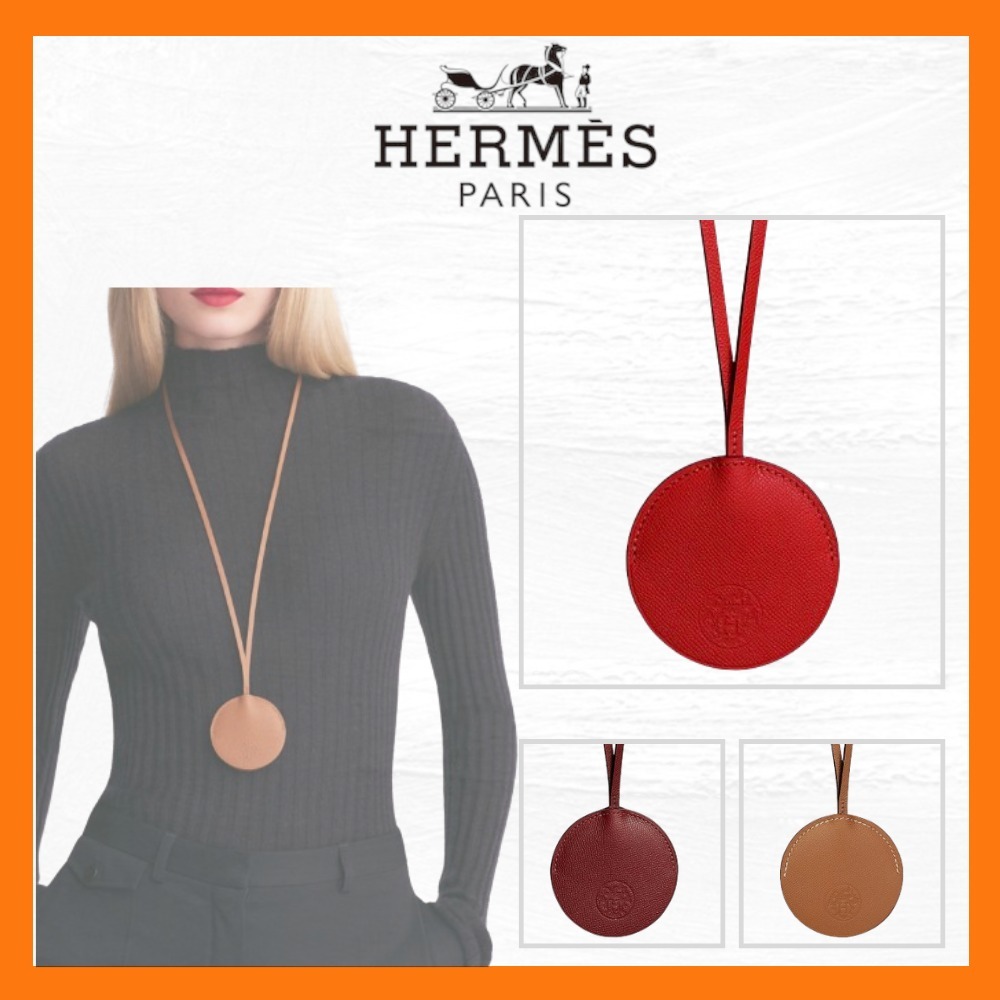 優雅さを映す HERMES Mirror accessory ミラーアクセサリー