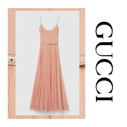 VOGUE ピンク系 GUCCI(グッチ) ワンピース・オールインワン