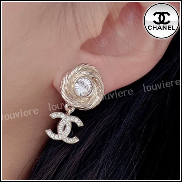 【ゴージャスで耳元がお洒落に♪】CHANEL 25SS LOOK33 ピアス