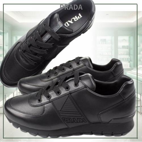 【シンプルかっこいい】PRADA Vitello Plume ランナースニーカー