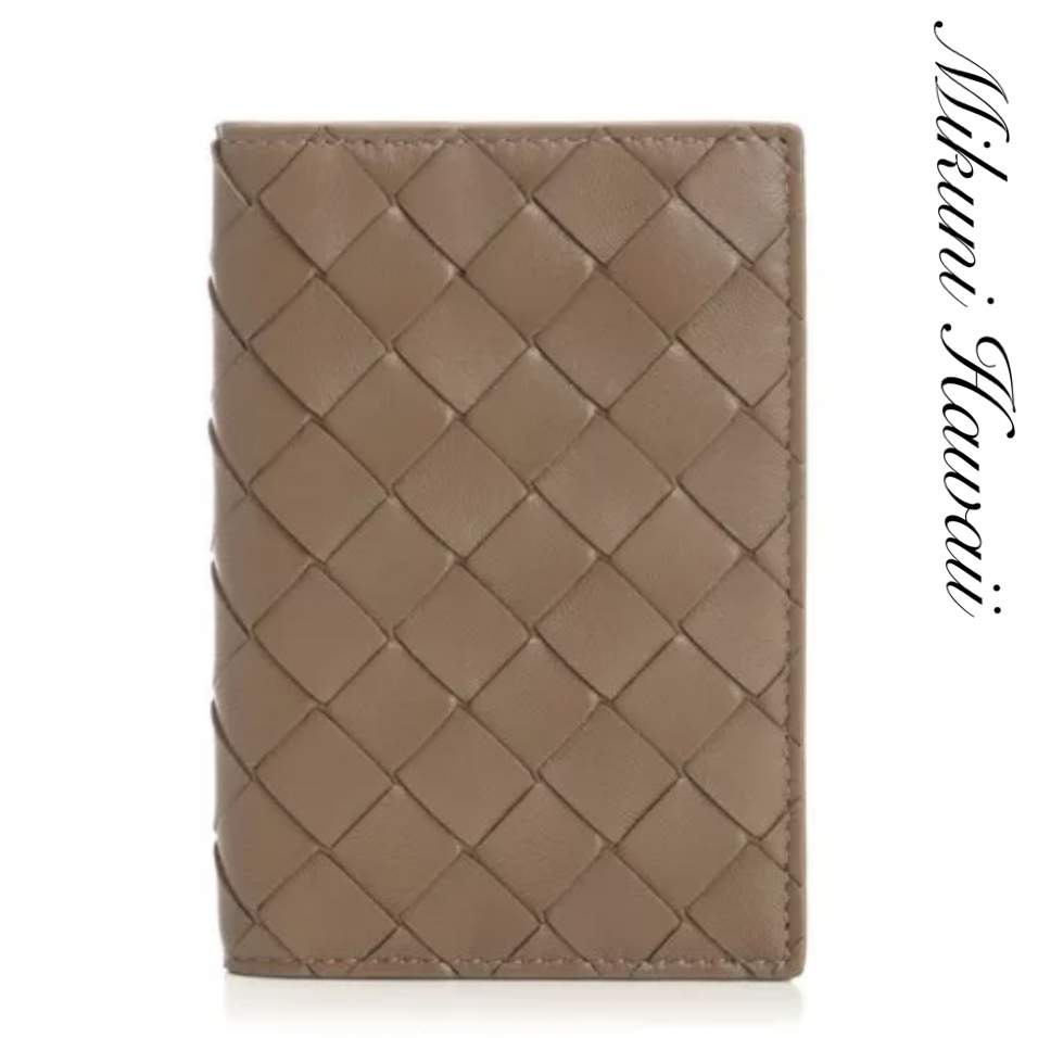 VIP価格SALE★Bottega Veneta★編み込みパスポートホルダー