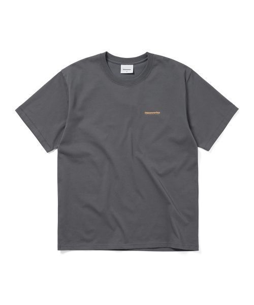 【THISISNEVERTHAT】INTL. ロゴTシャツ ダークグレー