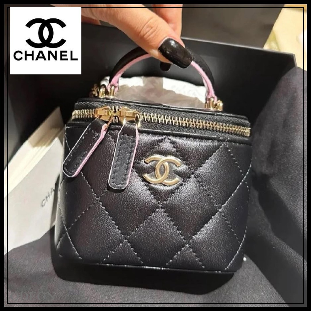 ＊22A＊【CHANEL】 スモールヴァニティケース CCロゴ ブラック