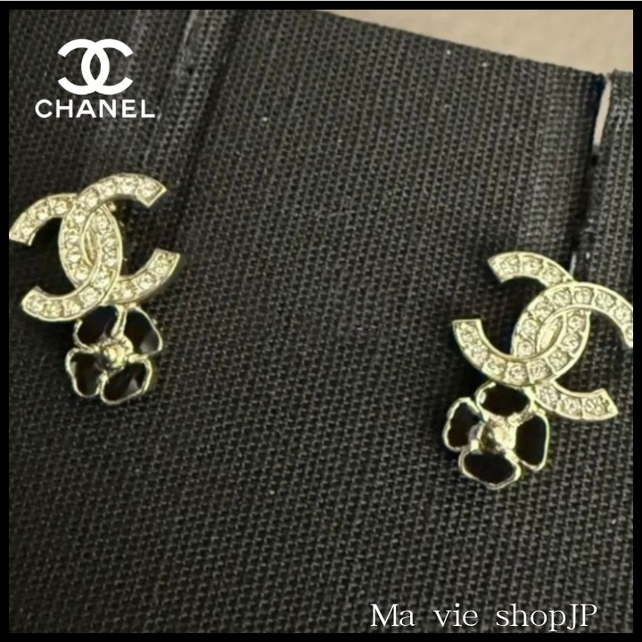揺れるお花がエレガント♪【CHANEL】シャネル ピアス