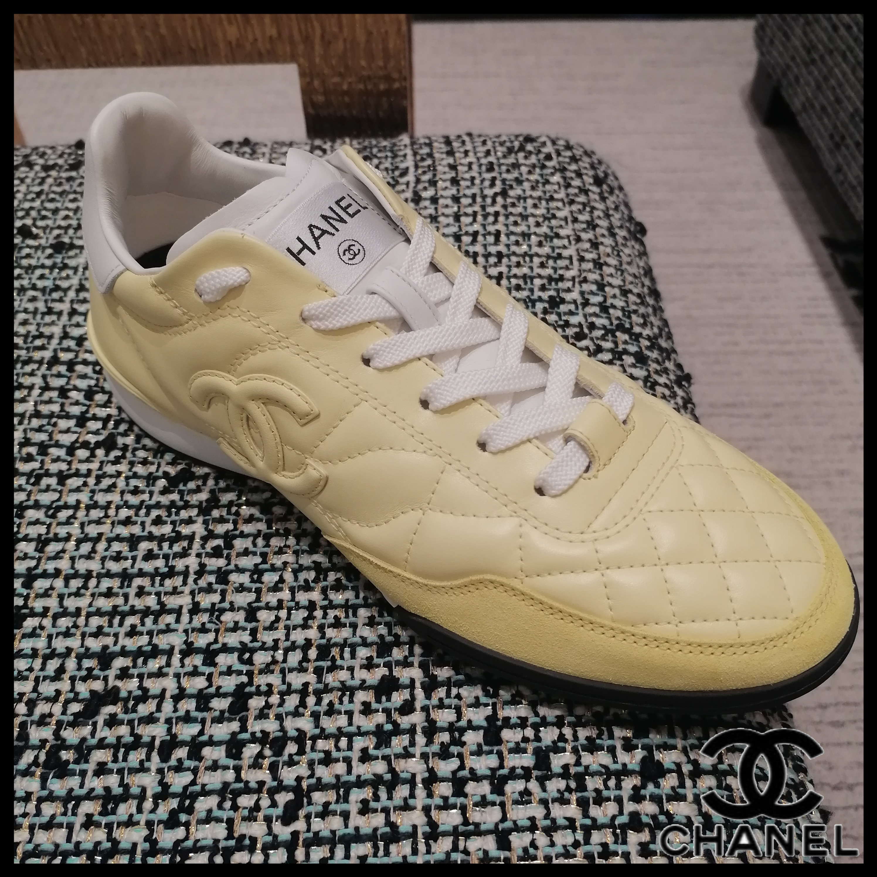 ◆CHANEL◆スニーカー シャイニーカーフスキン スエード