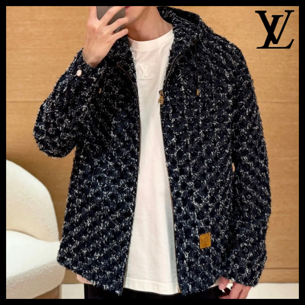 【モノグラムが映える♪】Louis Vuitton★フーディ