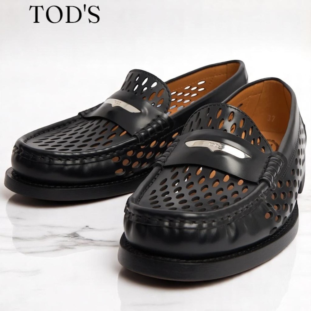 関税込☆TOD'Sトッズ☆パンチングレザーモカシンローファー