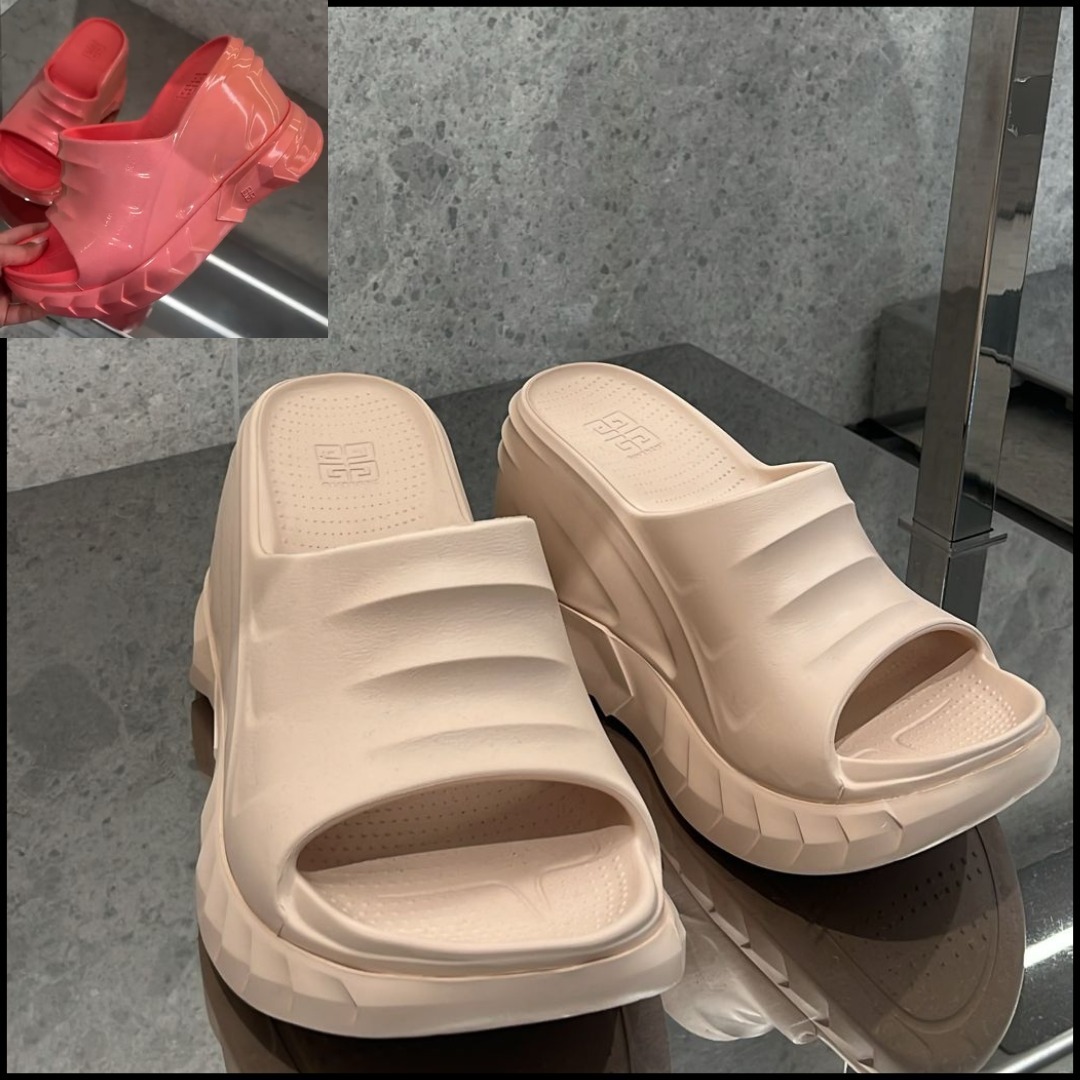 ◆SALE◆直営店◆【GIVENCHY】マシュマロ ウェッジサンダル