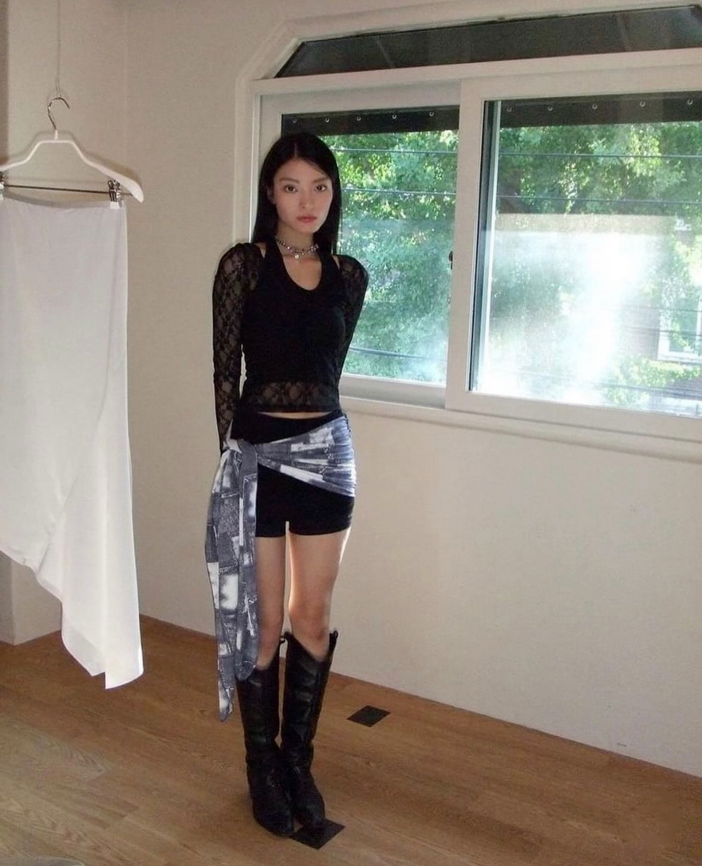 《BN FROM》 From tie skirt