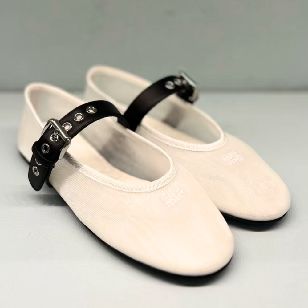 《自分ご褒美》【MiuMiu】メッシュファブリックバレリーナ