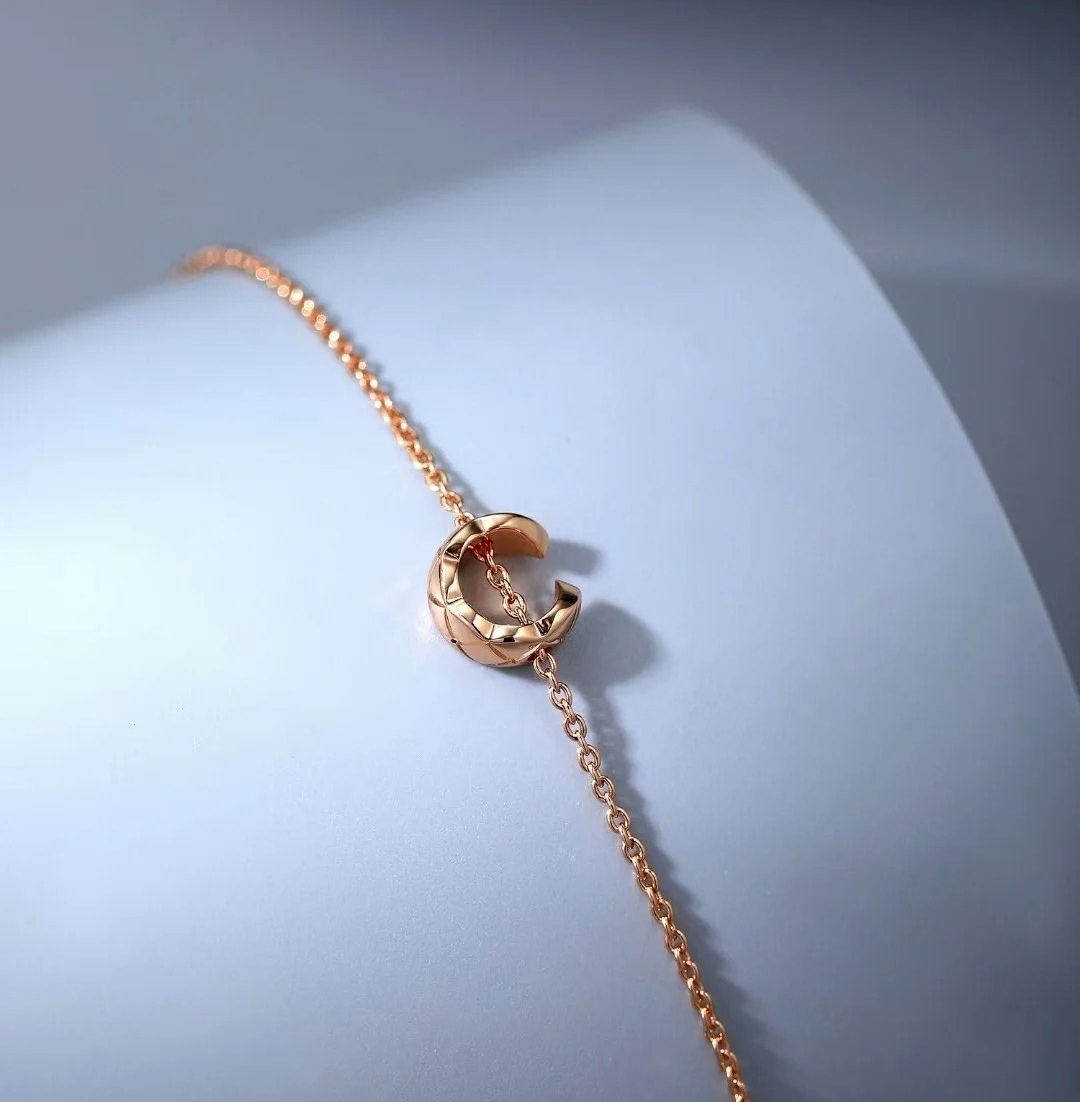 《美の軌跡》CHANEL ココ クラッシュ コレクション ブレスレット