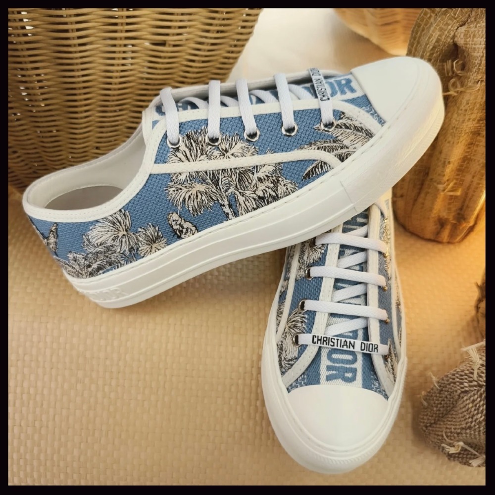 【おしゃれなデザイン♪】DIOR スニーカー
