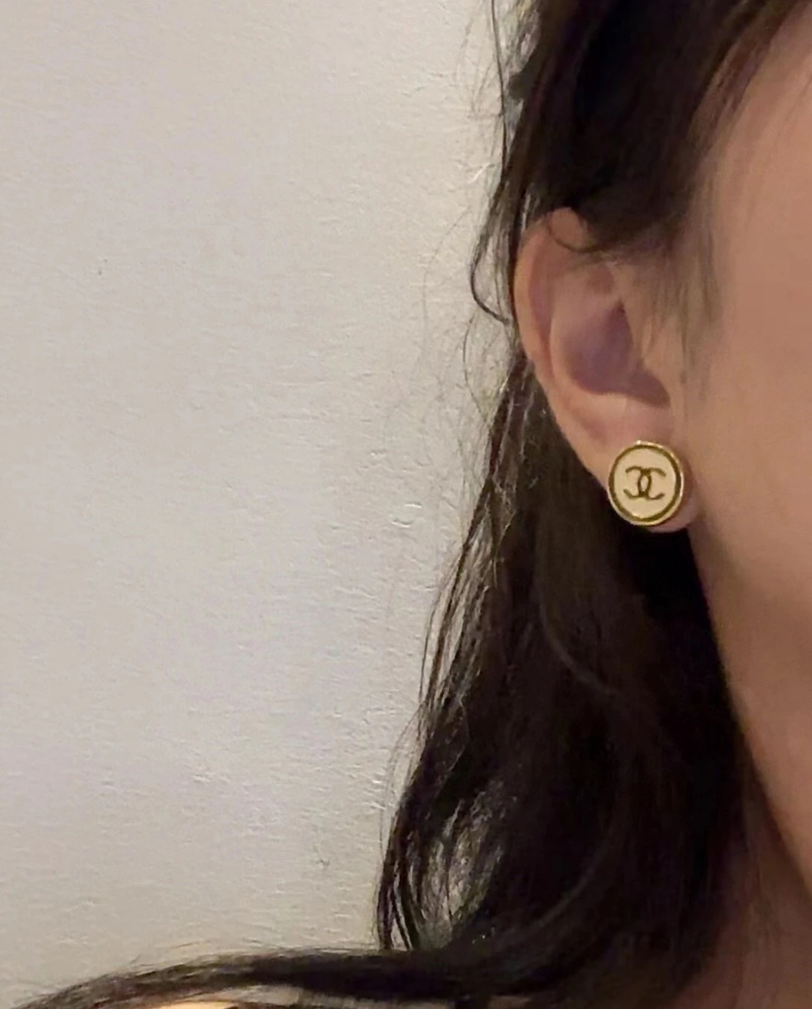 《CHANEL》ゴールド ピアス CCロゴ プレゼントにも