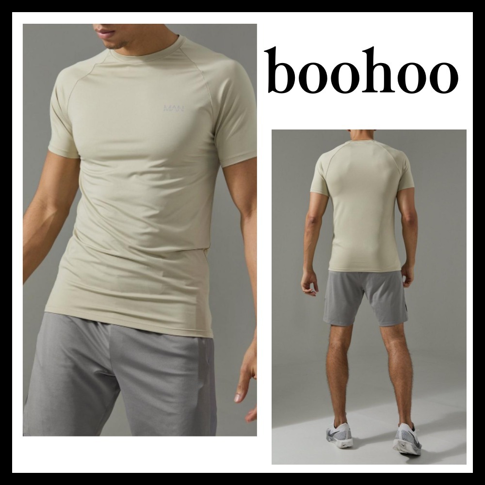 ◆ boohoo ◆アクティブ マッスルフィット Tシャツ/ sand