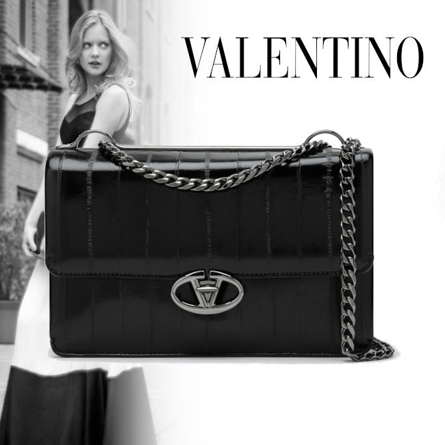 正規店買付【VALENTINO】Vロゴ ミディアム ショルダーバッグ