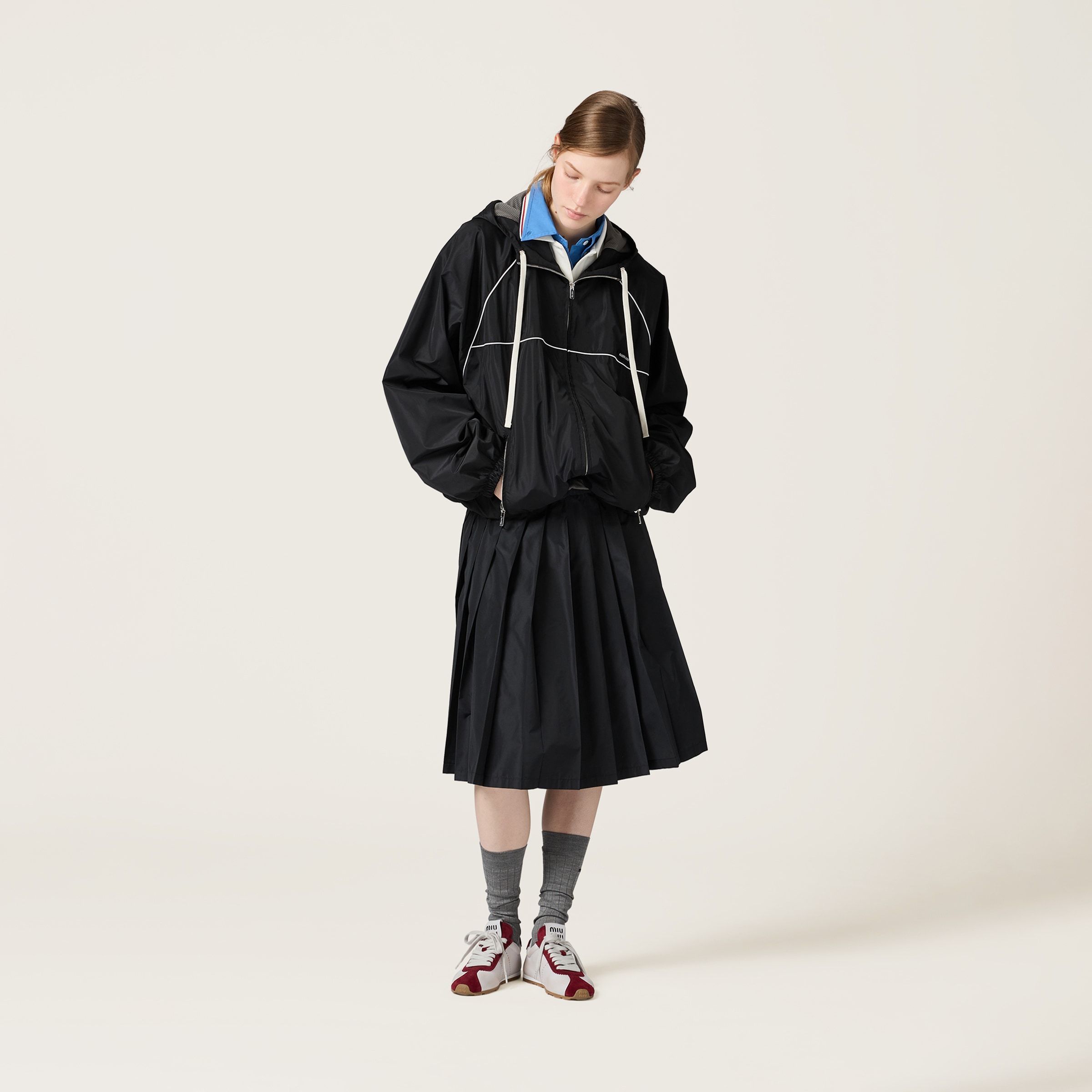 《上質な質感》【MiuMiu】テクニカルシルクスカート