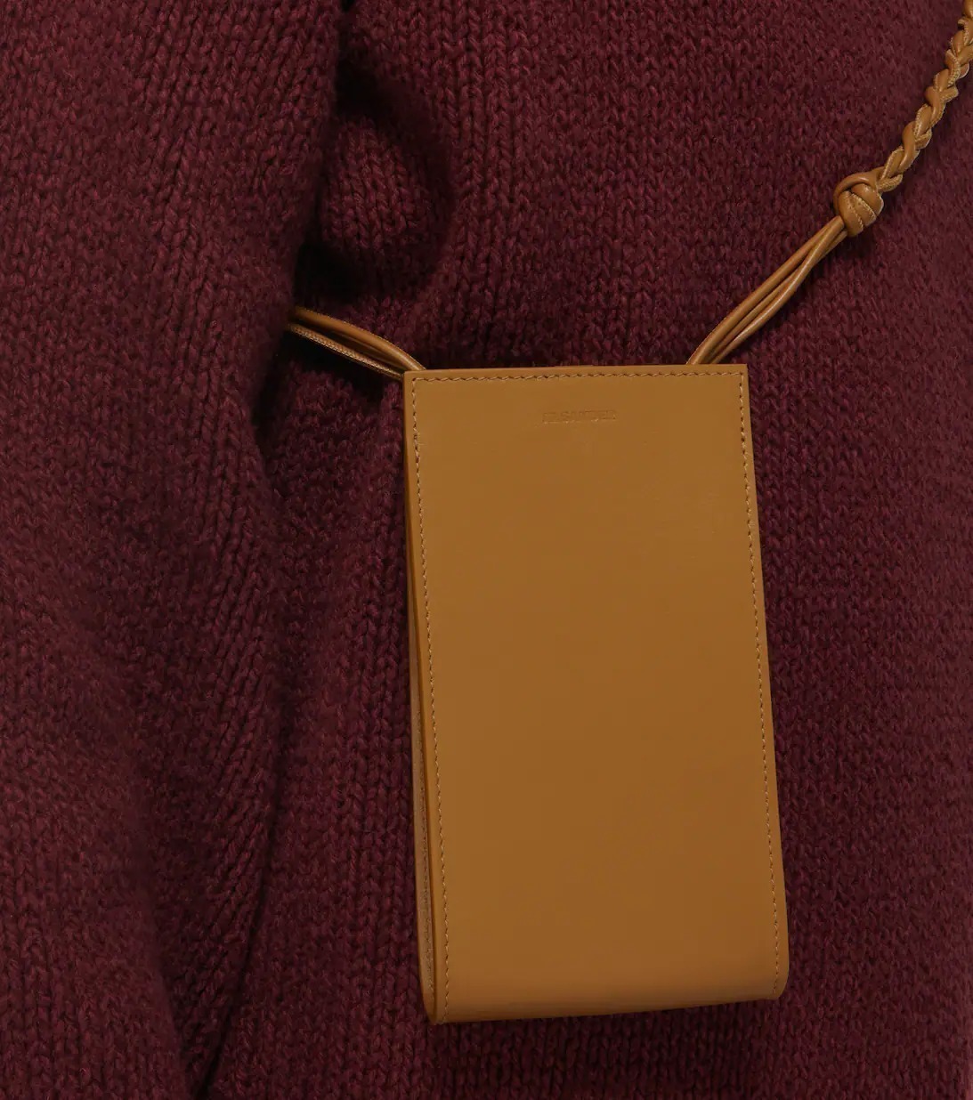 【Jil Sander】エンボス加工レザーの携帯ポーチ 送料関税込み☆Jil Sander☆エンボスレザーフォンポーチ (Jil