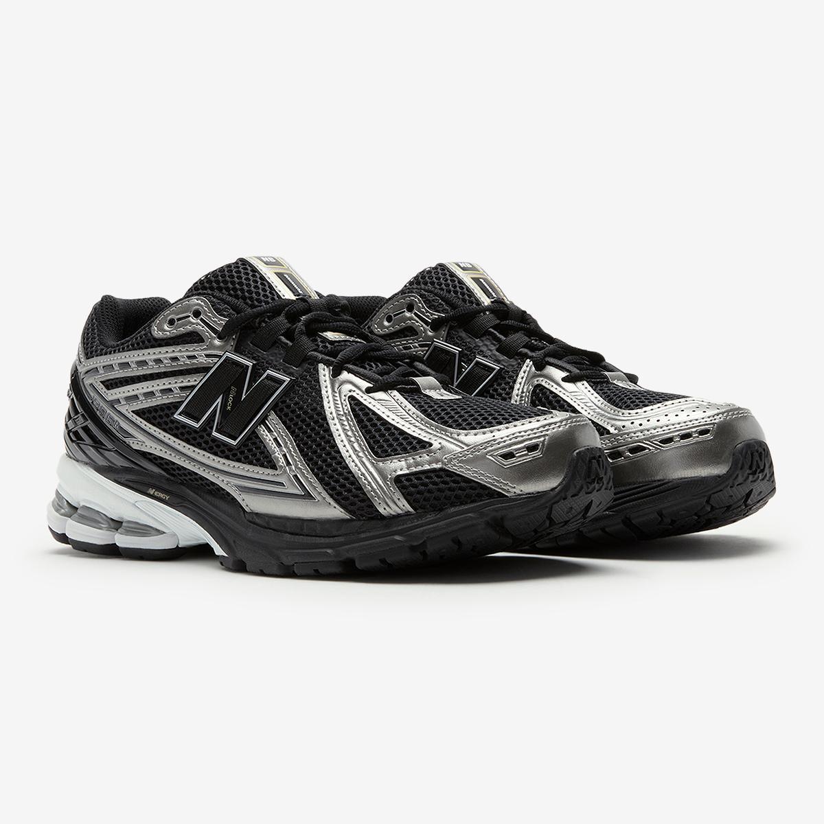 《☆レア☆》New Balance☆U1906RCF (BLACK DARK SILVER)☆Black