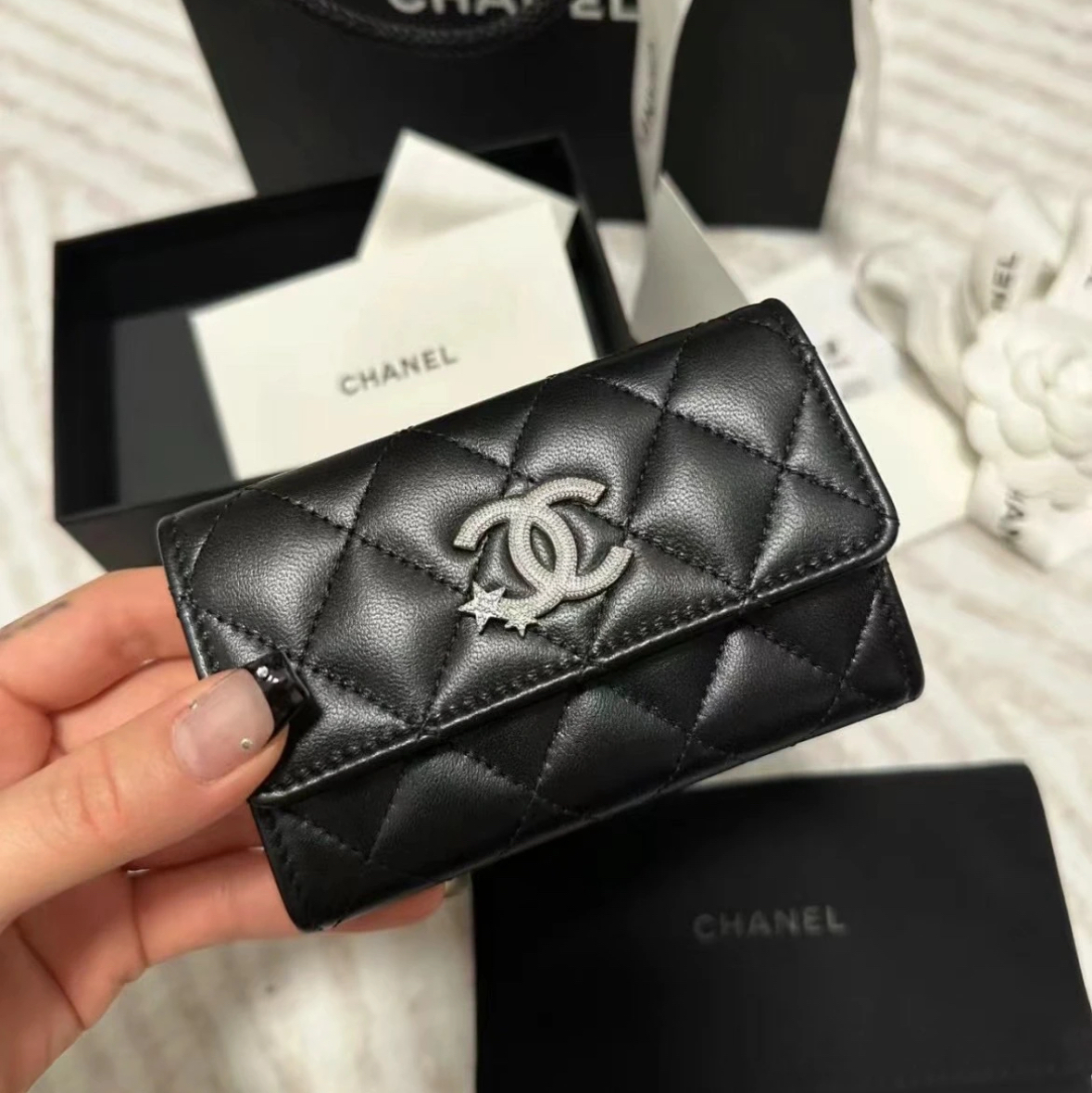 《CHANEL》財布 ブラック フラップ ミニウォレット カードケース
