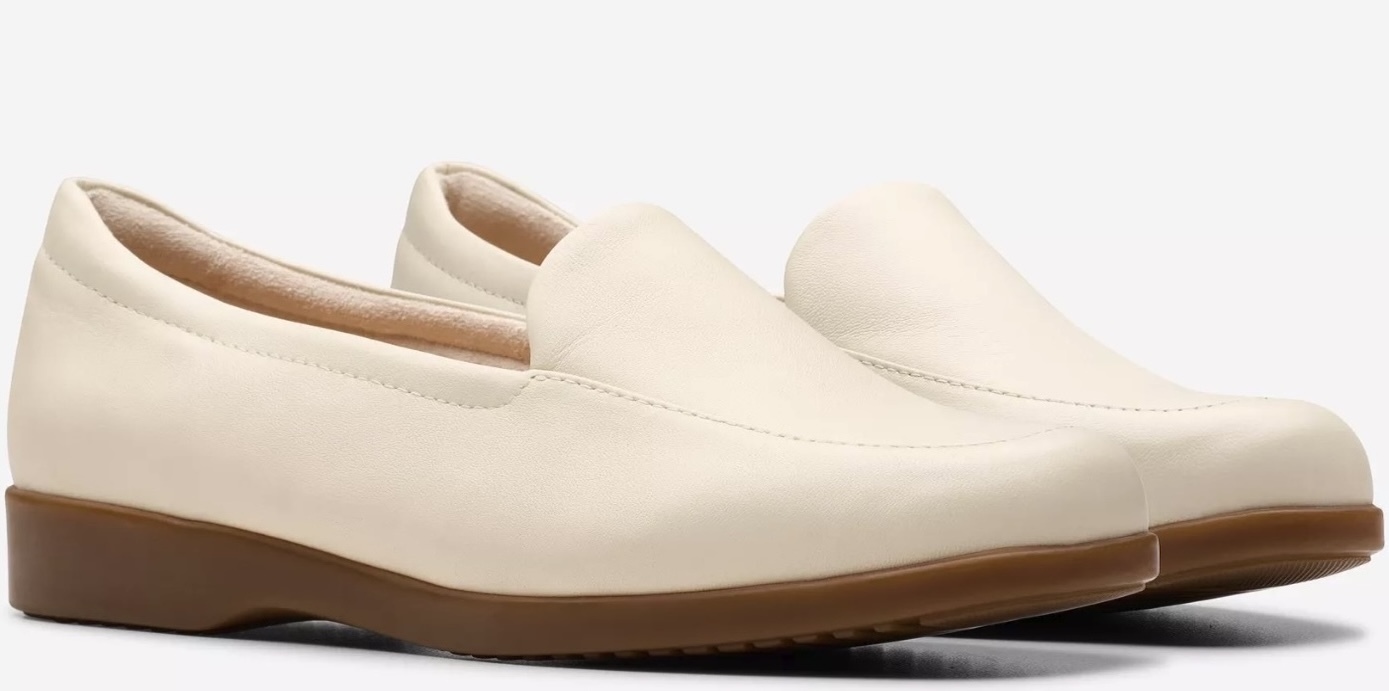 Clarks フラット ローファー 軽量 スニーカー ホワイト バレエ