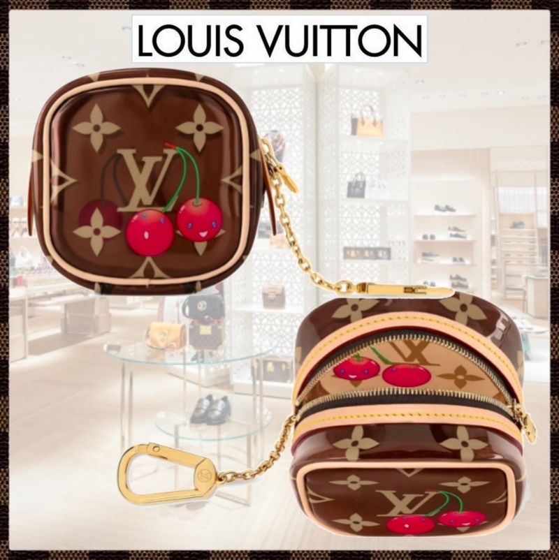《限定コラボで可愛い♡》LouisVuittonキューブポーチ