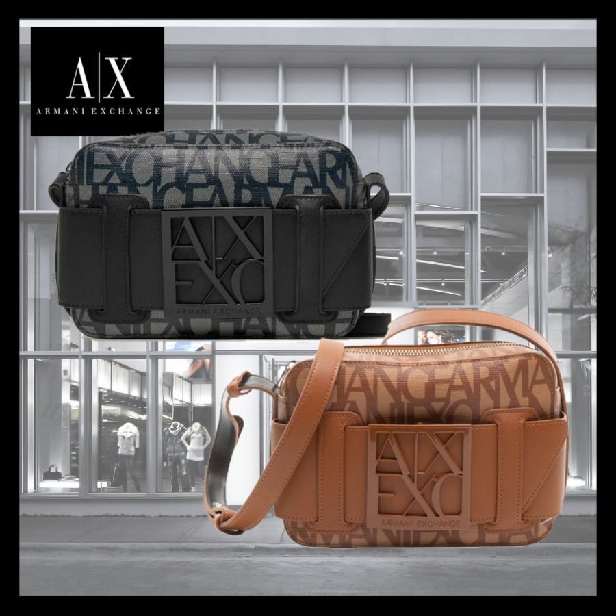 【関税込】ARMANI EXCHANGE カメラケース