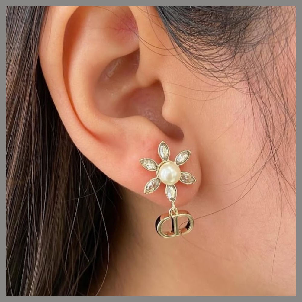 【フラワーモチーフでエレガント★】Bloom in Dior ピアス