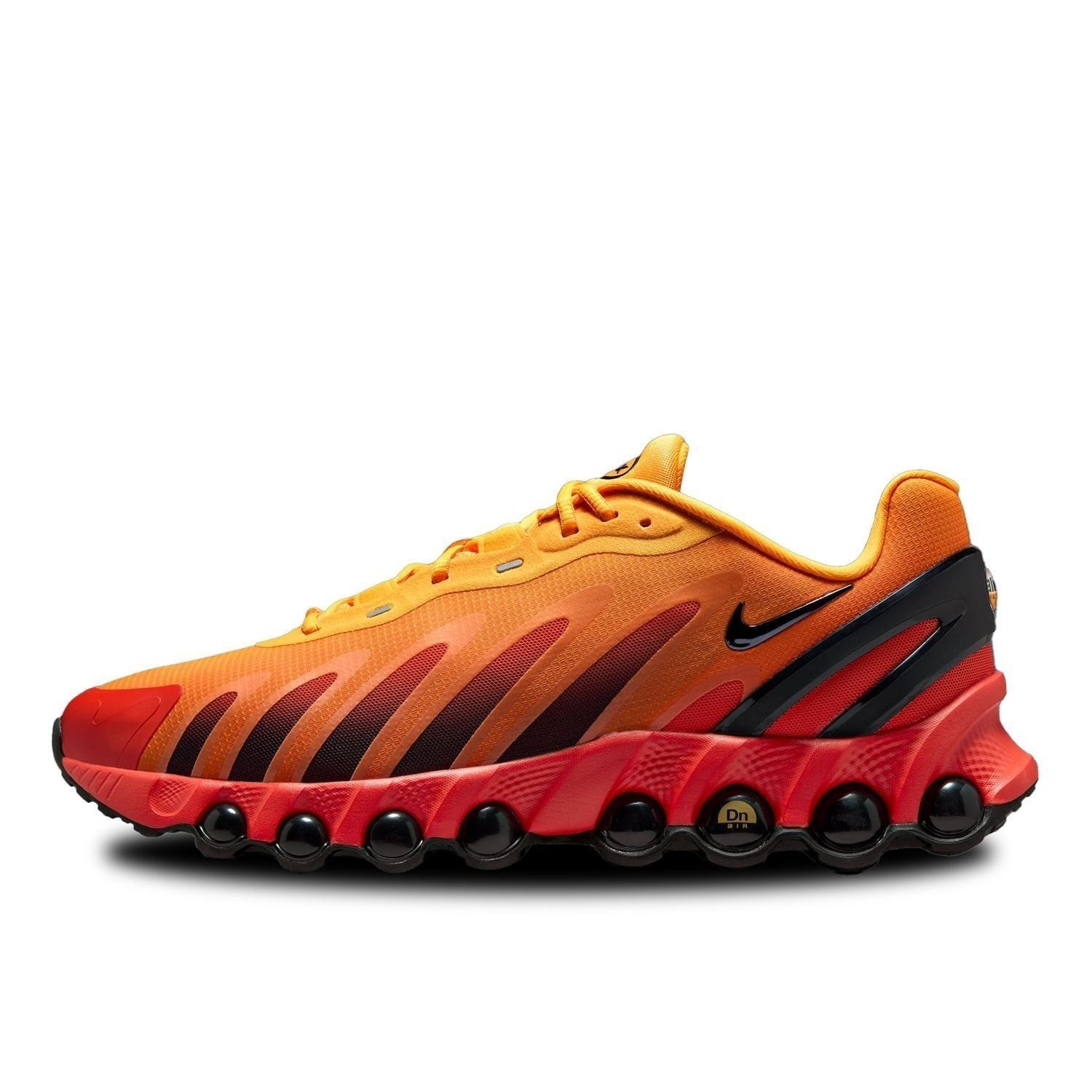 NIKE★国内発送★エア マックス Dn8 (24-32cm)