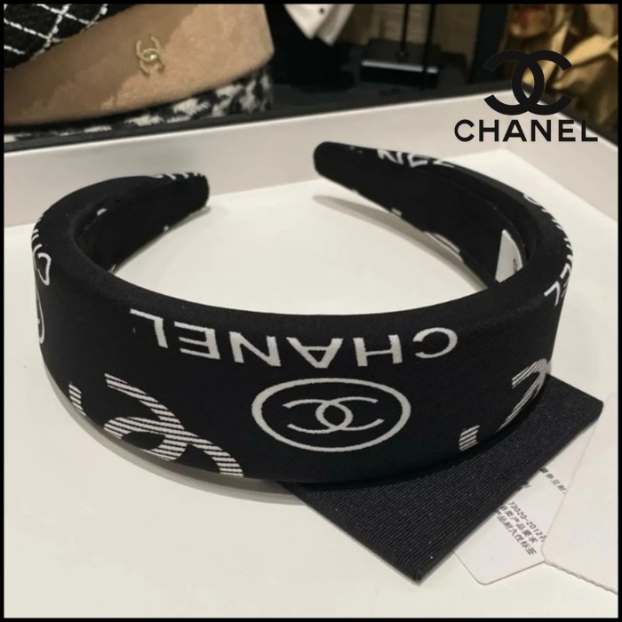 【コーデのポイントに♪】◆CHANEL◆ カチューシャ ヘアバンド