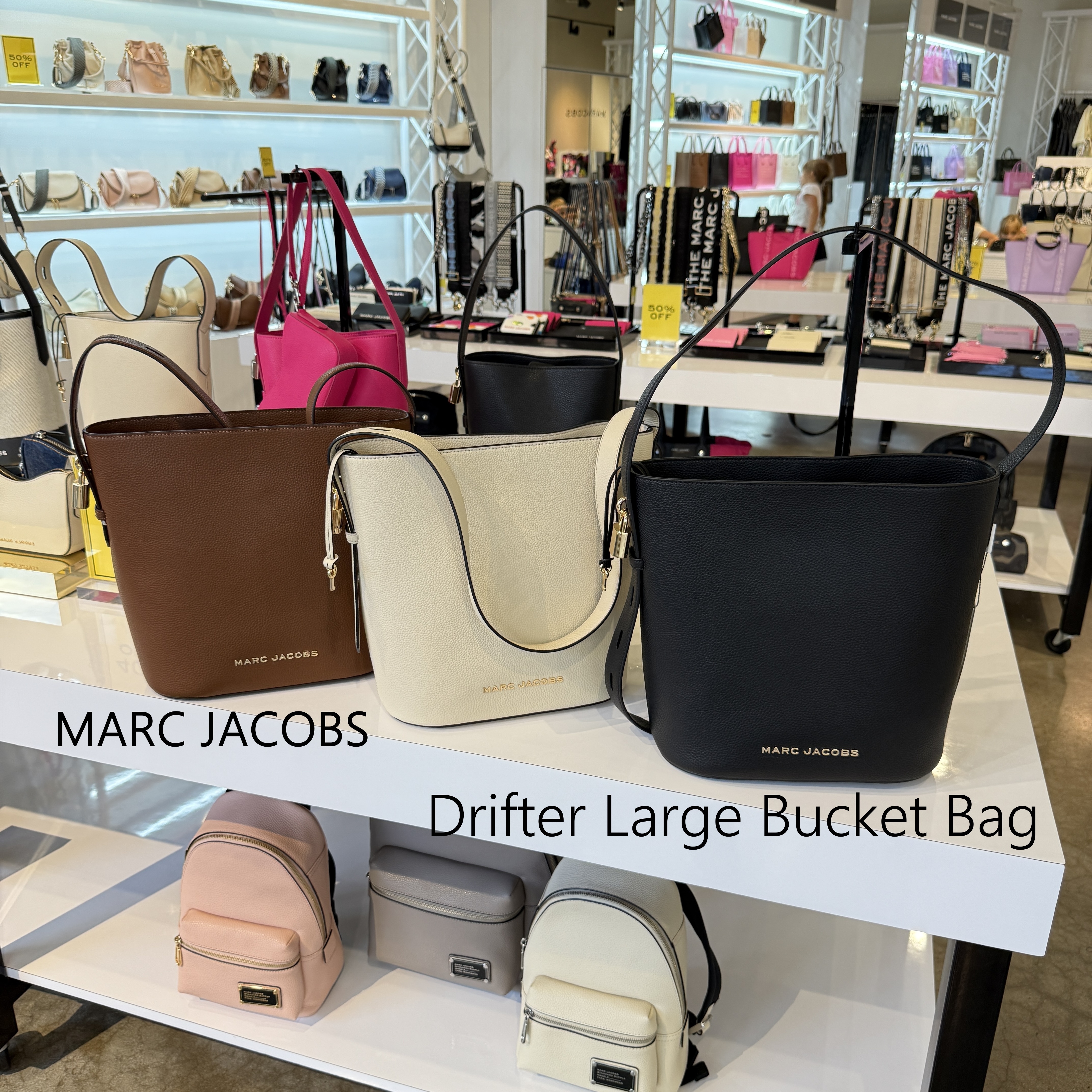 トートバッグ MARC JACOBS 4P5HSH048H01 Drifter Large Bucket Bag Leather