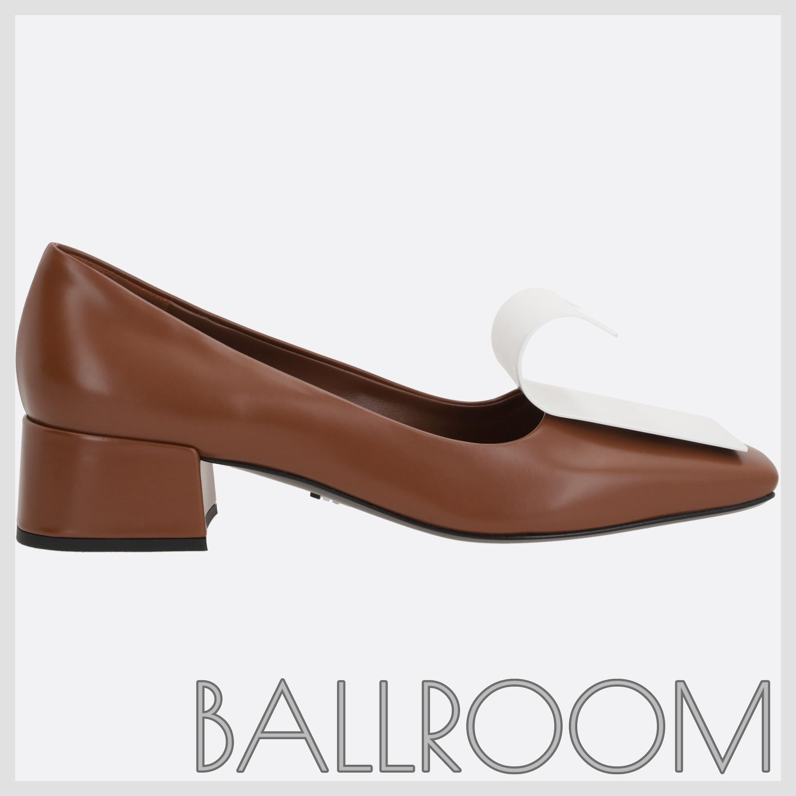 パンプス PRADA BICOLOR BRUSHED LEATHER PUMPS