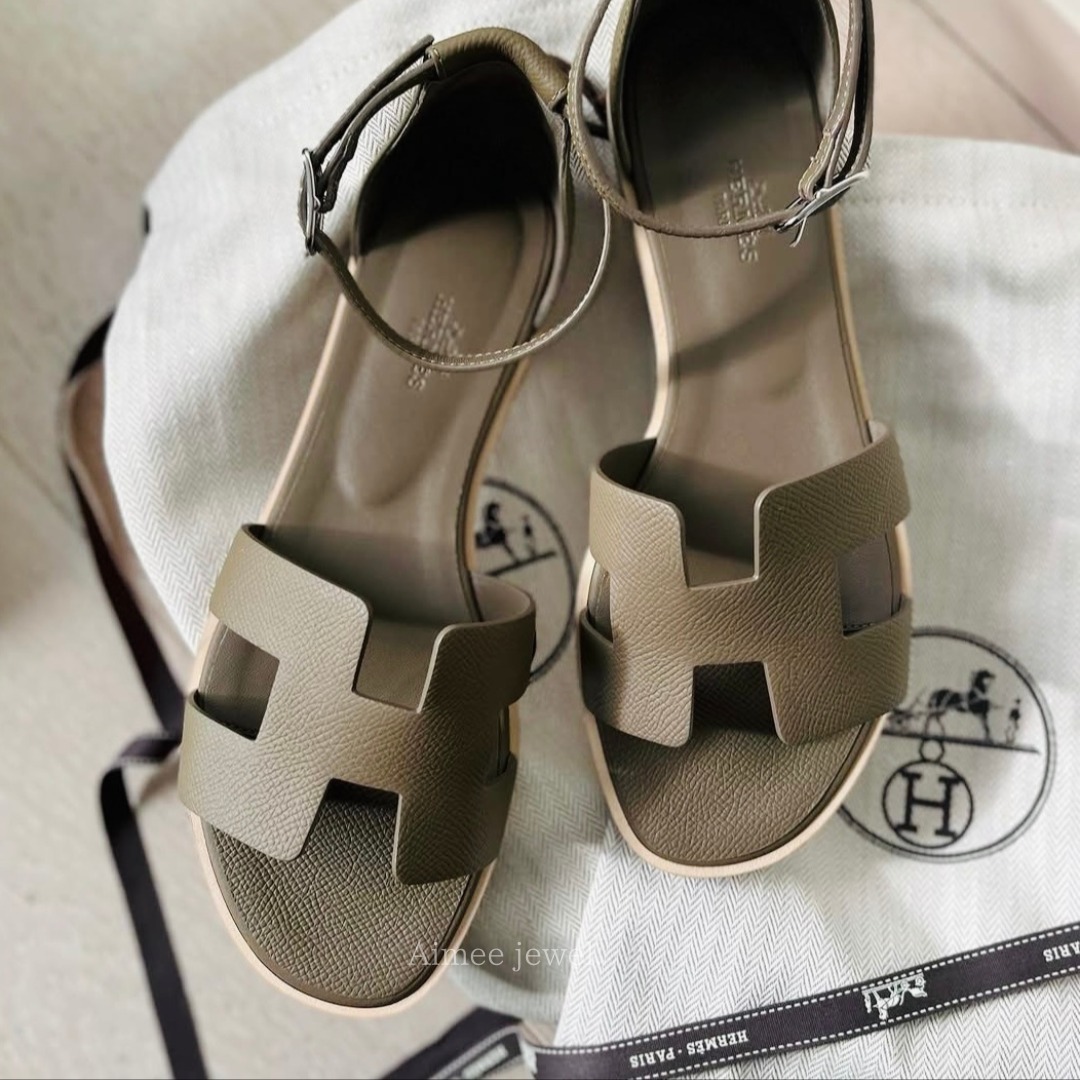 ＊大人気＊オシャレ＊【HERMES】《サントリーニ》サンダル