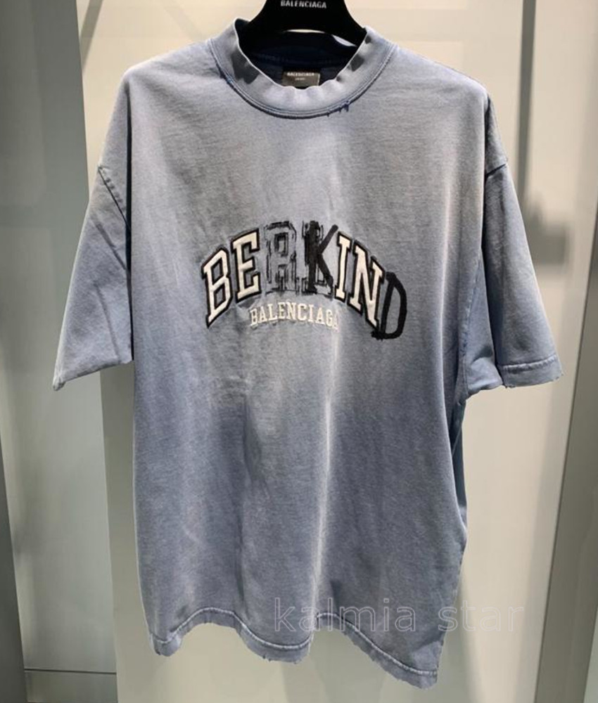 ●送料込●BALENCIAGA●Be Kind ヴィンテージ Tシャツ