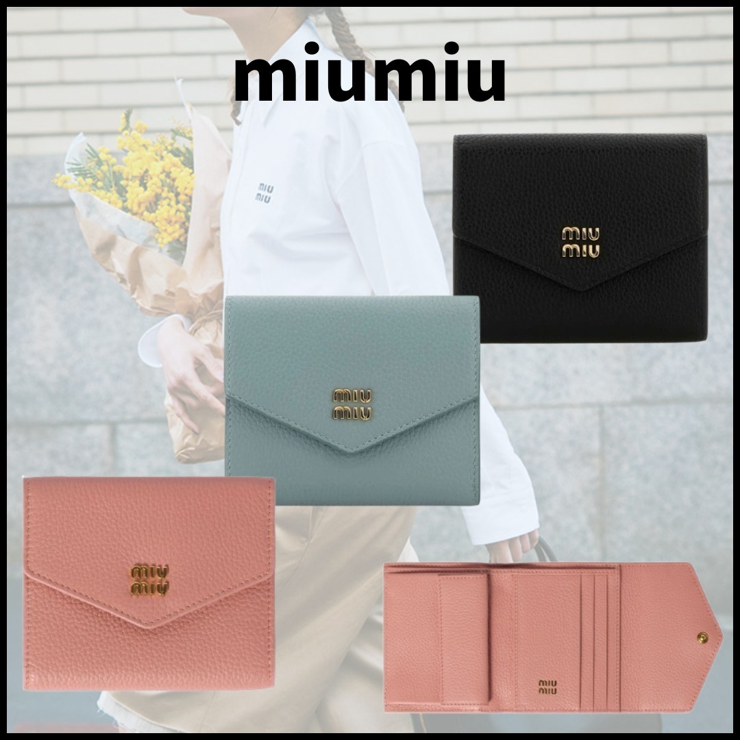 送料関税込み♪【Miu Miu】 スモールレザーウォレット