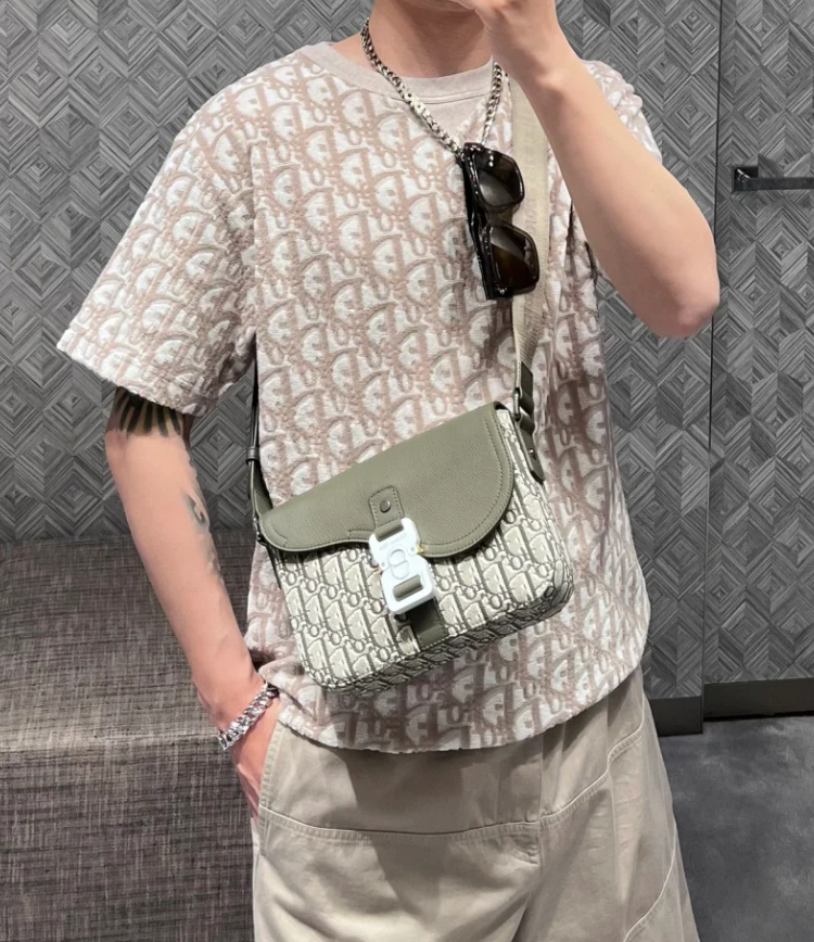 Dior《Tシャツ》ベージュ Dior Oblique テリーコットン DHL 直営