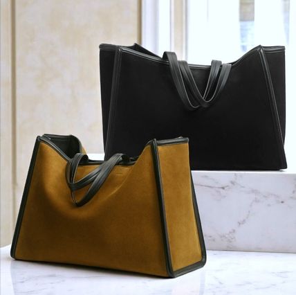 PHOEBE PHILO スモールキットカバ ブラックレザー トートバッグ PHOEBE PHILO | SMALL KIT CABAS | BLACK LEATHER WITH GOLD