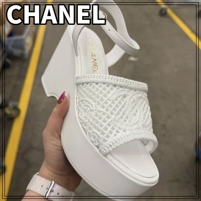 【オシャレにスタイルアップ！】CHANEL サンダル