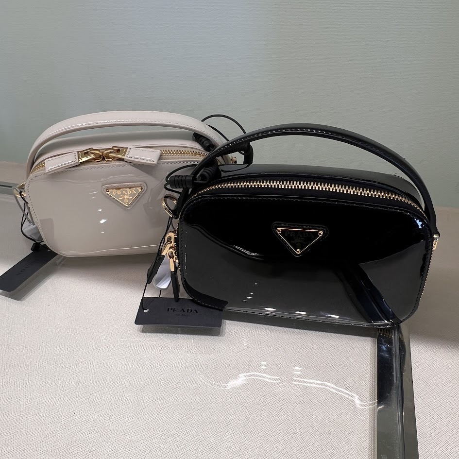 ♪直営アウトレット♪PRADA ミニバッグ ODETTE 1BH206 069