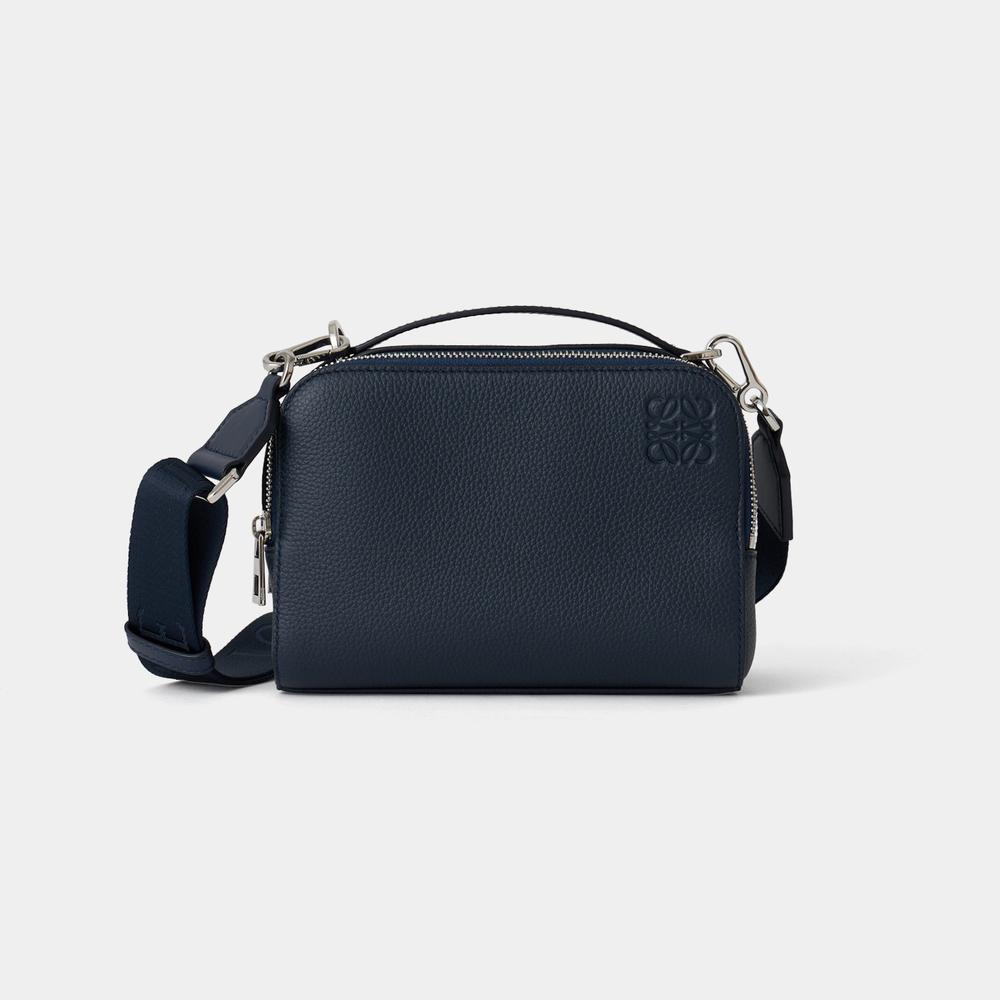 送関込★LOEWE★ショルダーバッグ★ネイビー