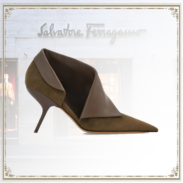 【★完売必至★】 Salvatore Ferragamo ☆ ソフトデコルテ