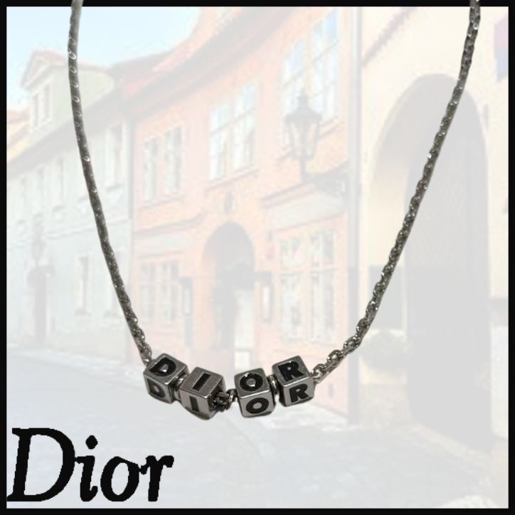 【おしゃれ♡】Dior Cube ペンダントネックレス