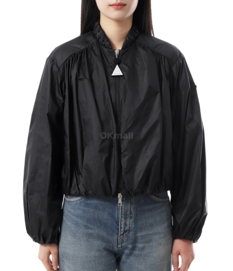 MONCLER｜JACKETS (1A00124 597YF 999)