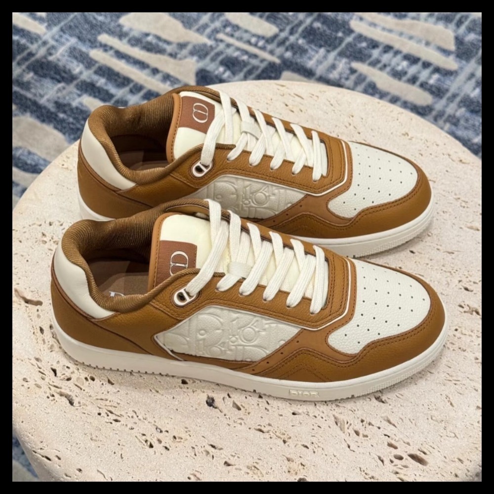 【合わせやすい】DIOR B27 アップタウン ロートップスニーカー