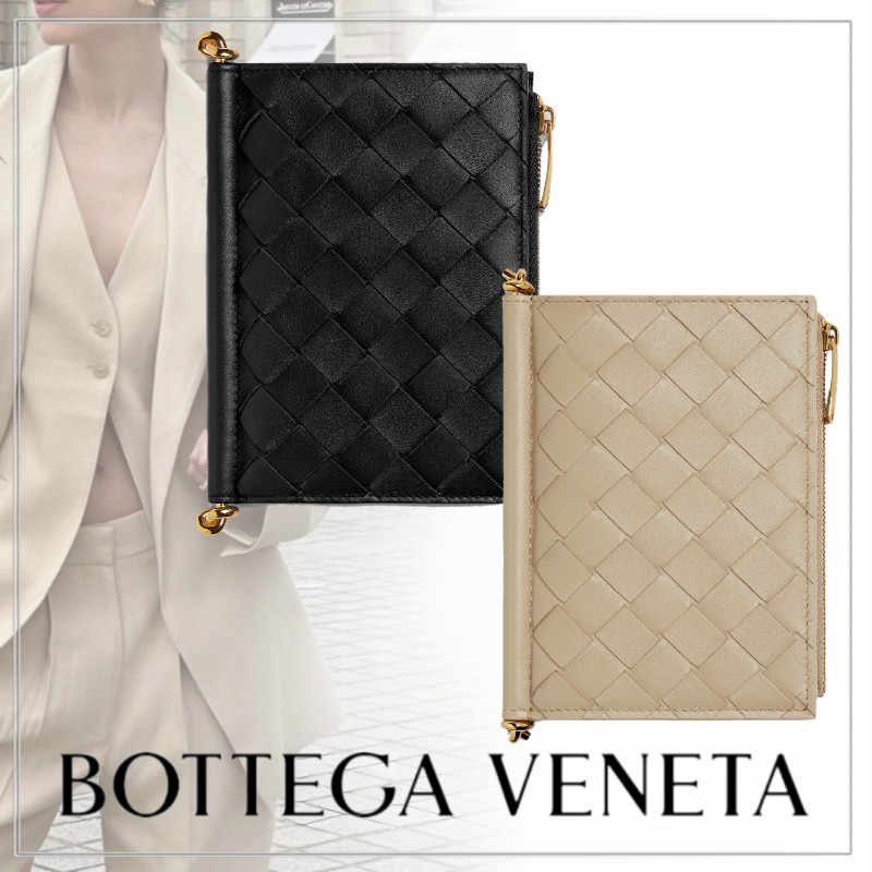 注目 BOTTEGA VENETA◆Solstice レザー ミディアム 二つ折り財布